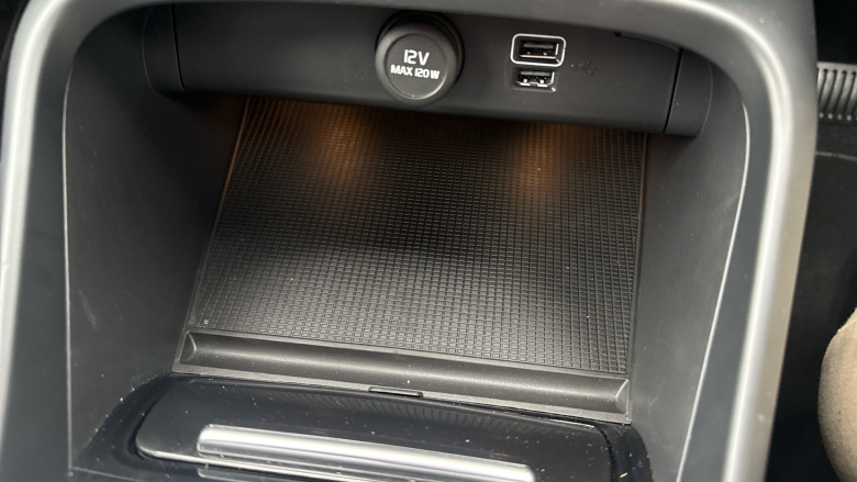 Volvo Xc40 2.0 T4 Inscription Pro 5dr AWD Geartronic Petrol Estate